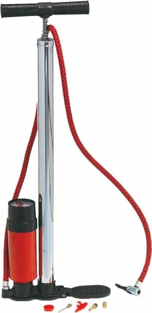 Fahrradpumpe aus Metall mit rotem Schlauch und verschiedenen Düsenaufsätzen