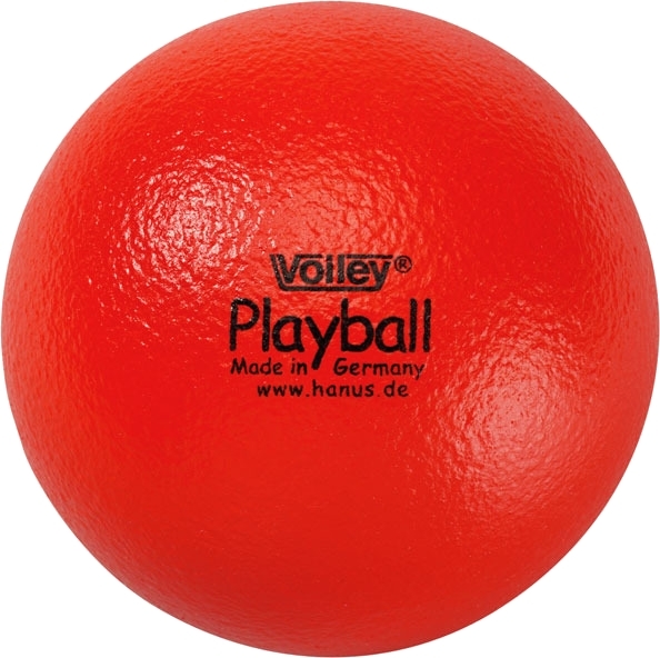 Roter Volley Playball mit Aufschrift 'Made in Germany', www.hanus.de