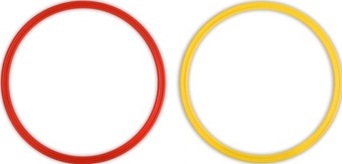 Zwei Hula-Hoop-Reifen in Rot und Gelb nebeneinander