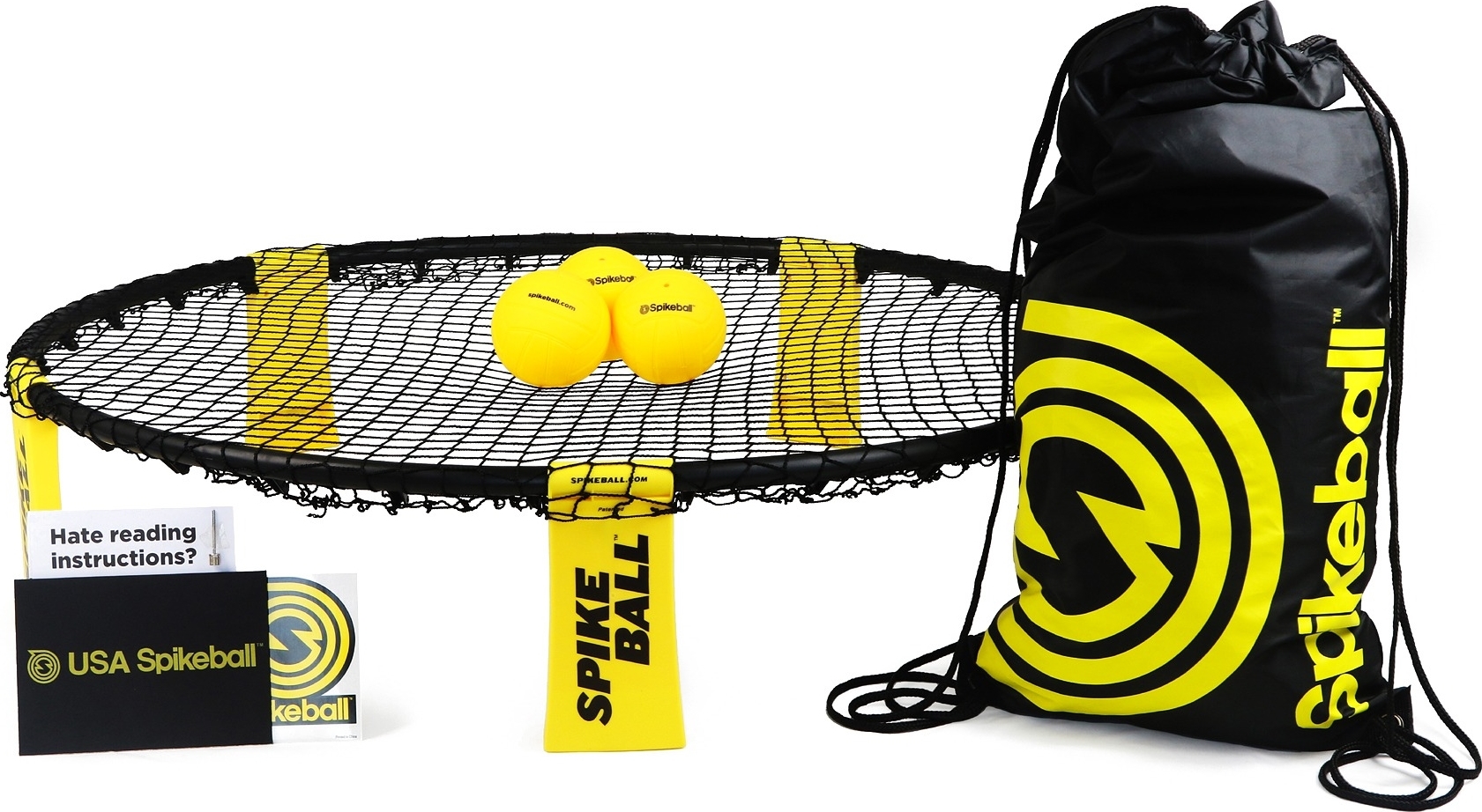 Spikeball Set bestehend aus Netz, drei gelben Bällen, Anleitung und schwarzer Tragetasche mit gelbem Logo