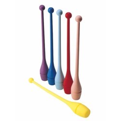 Fünf bunte Tee-Eier in den Farben Lila, Blau, Rot, Rosa und Gelb, stehend aufrecht