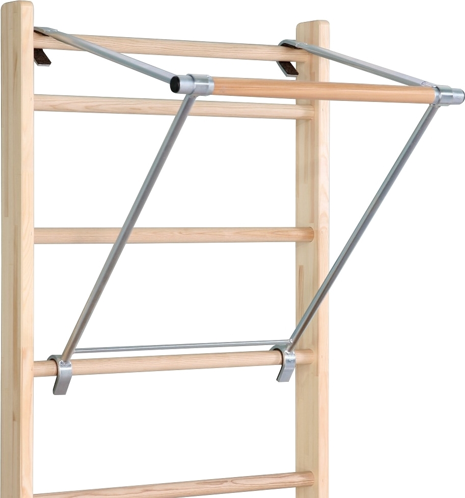 Holz-Sprossenwand mit Metallstreben, ideal für Heimfitness und Krafttraining